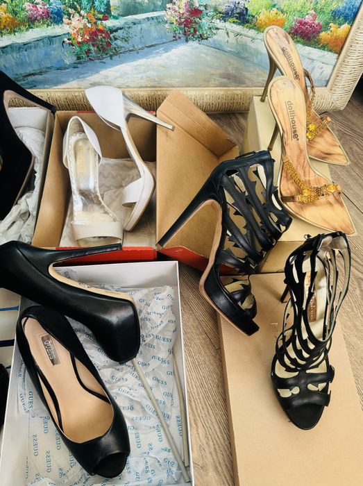 Продам босоножки-шлепки  Италия