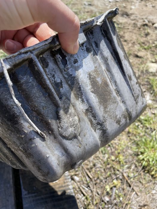 Поддон мерседес 202