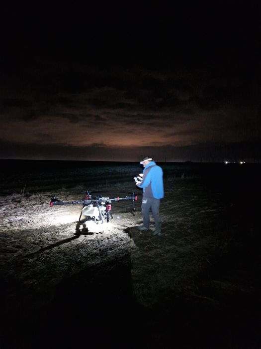 Prestari servicii cu drona agricola