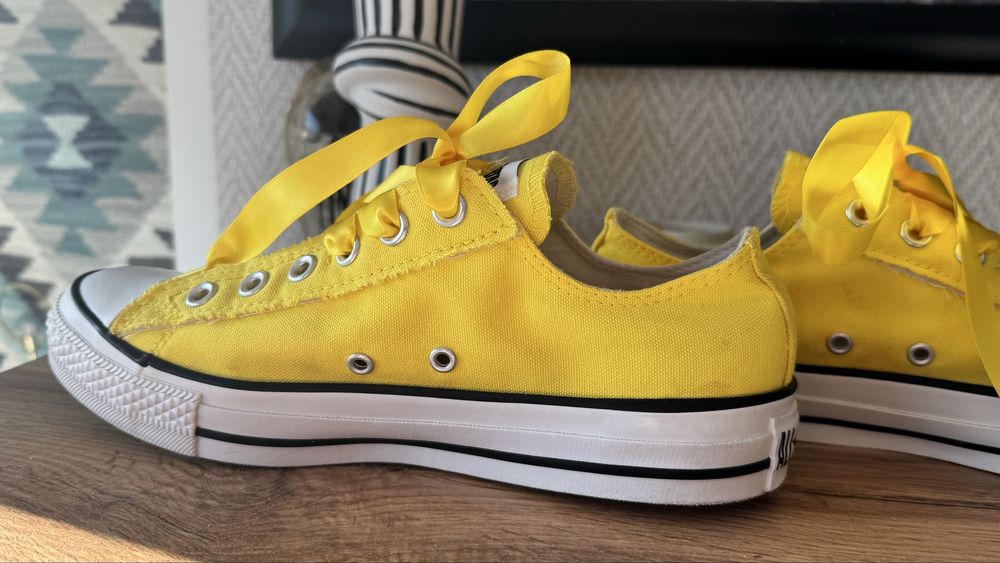 Дамски кецове Converse номер 39.5