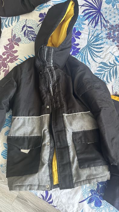 Продам куртки не дорого