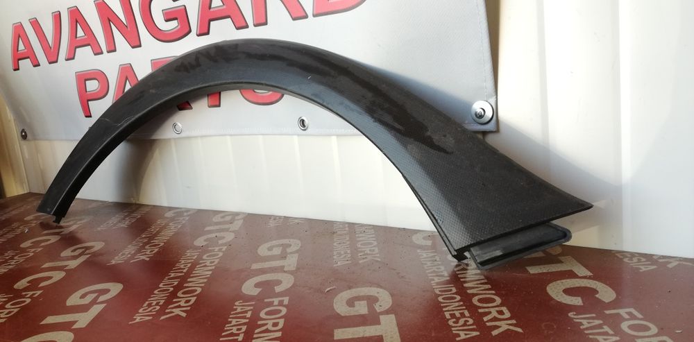 Заден десен надкалник/лайстна Subaru XV Crosstreck 2013-2016