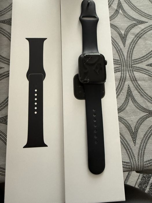 Apple Watch SE  44мм