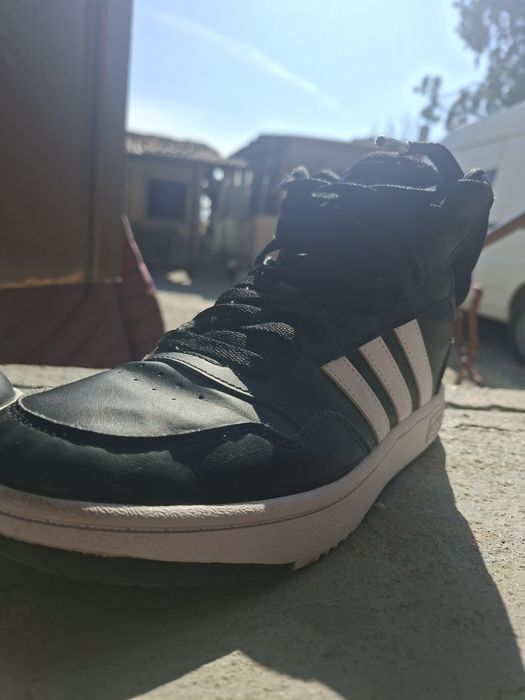 Adidas маратонки като нови