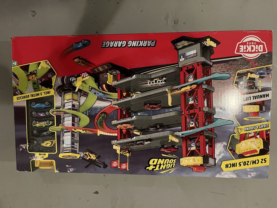 Dickie toys Паркинг гараж