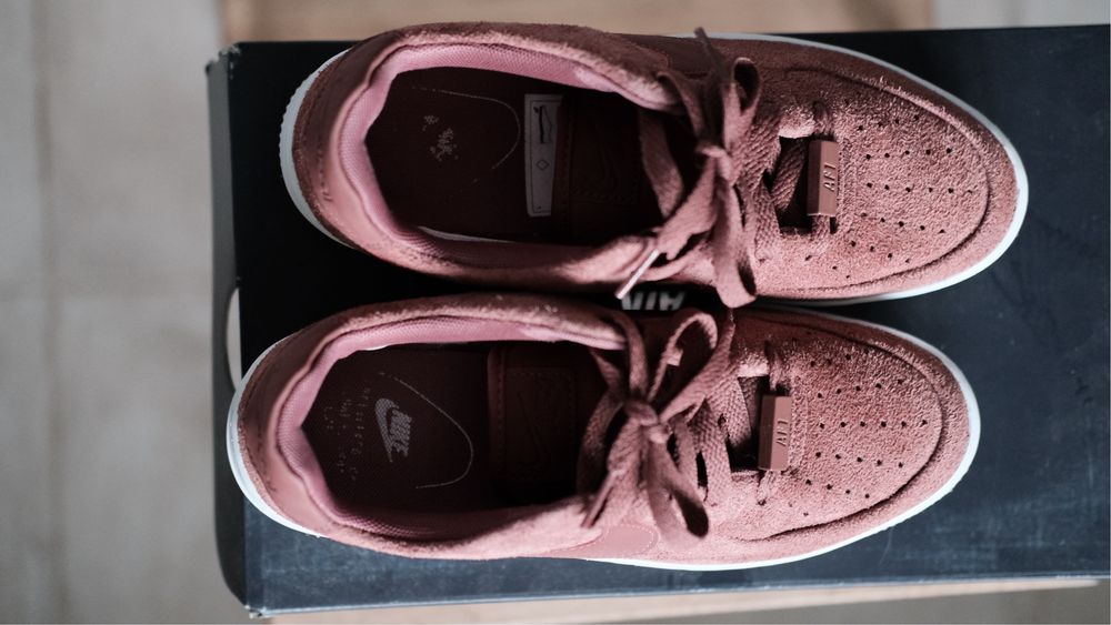 Nike W AF1 Sage Low Sepia Red