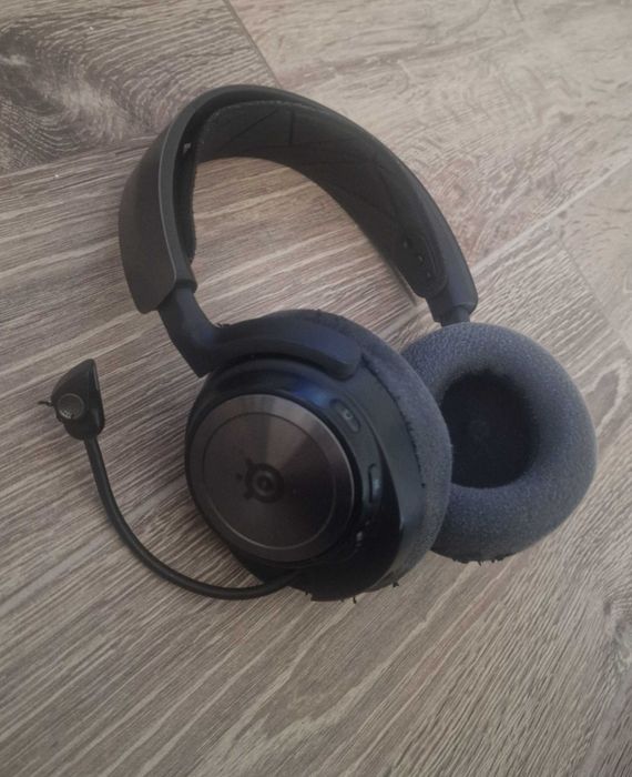 STEELSERIES Arctis Nova Pro Wireless