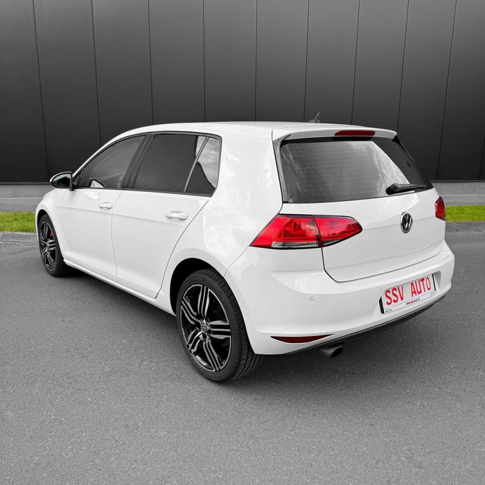 Volkswagen Golf 7 1.2 TSI 105CP Trend Alb Touchscreen Distronic 2014