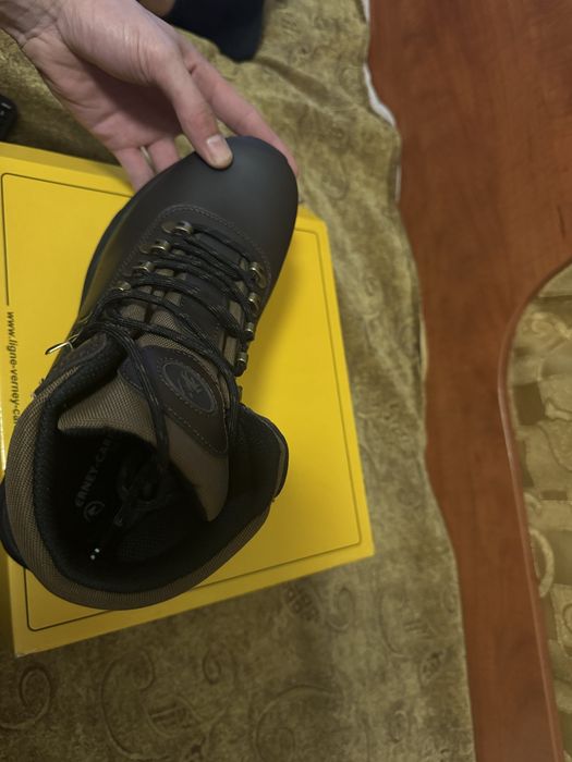 Зимни Обувки (Чисто нови)VERNEY-CARRON