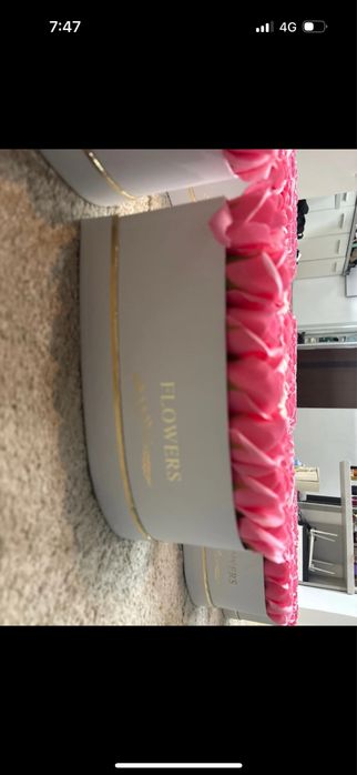 Cutie inima cu trandafiri de sapun si litera