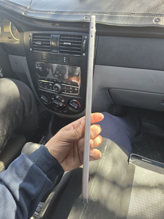 Lenovo Tab M11 WITH PEN sotiladi.
Holati juda yaxshi, hamma joyi ishla