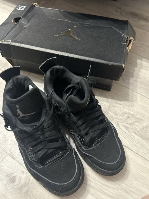 Джорданы кроссовки