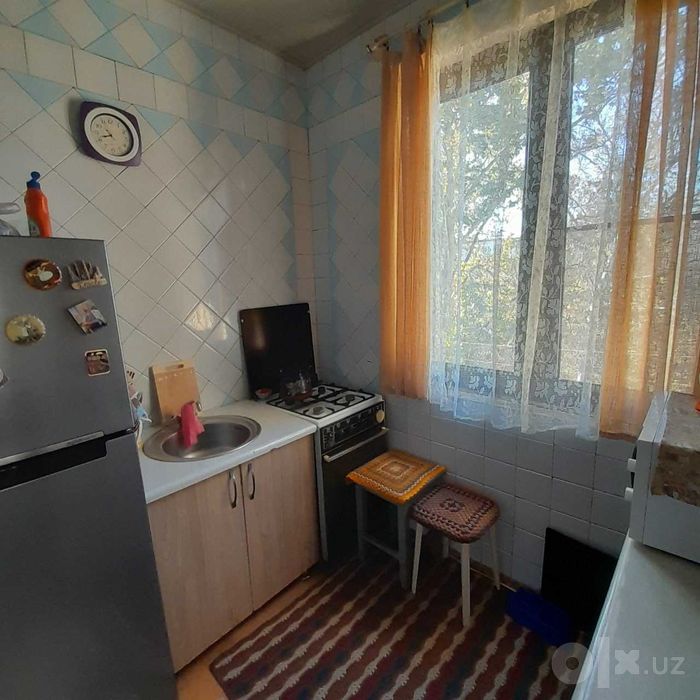 Продаётся 2-х комнатная квартира в отличном районе!
