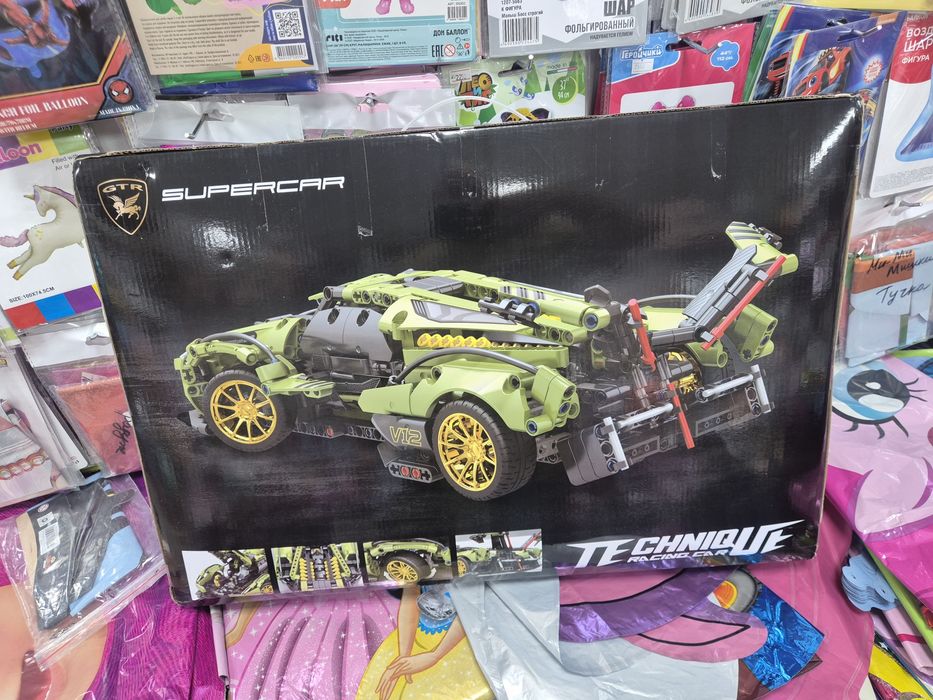 Конструктор. Новый. Оригинал. 1148 деталей.