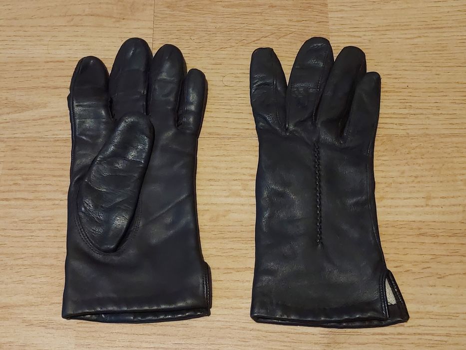 Mănuși din piele și imitație piele