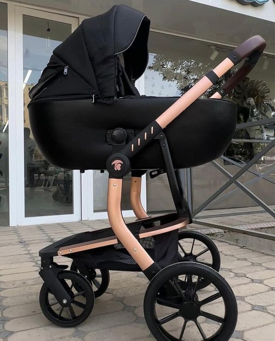 Коляска 3в1 почти новая