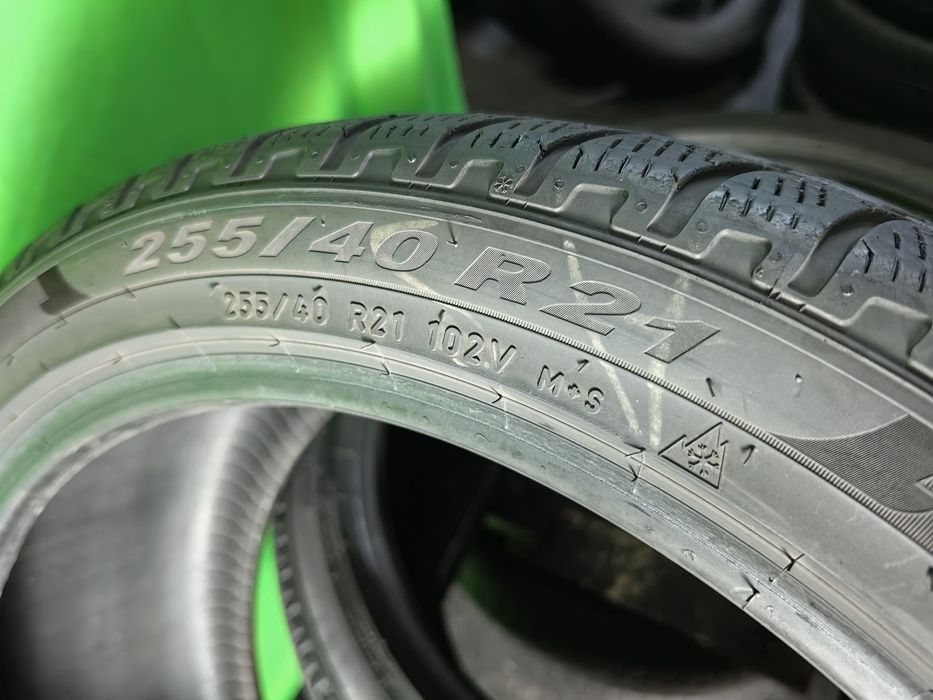 255/40R21 Pirelli 2022 6,5mm stare foarte buna