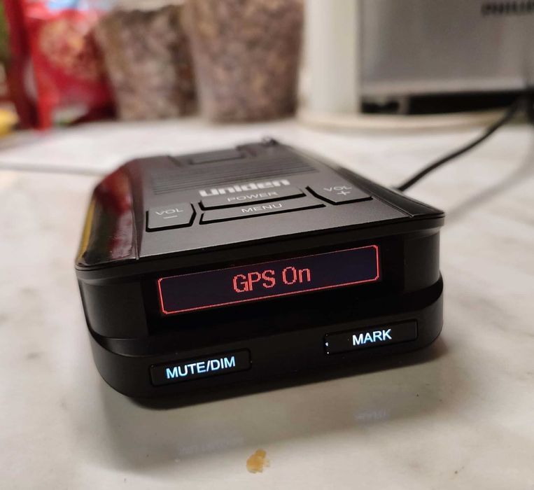 Detector radar Uniden DFR8 DFR9 GPS oled color