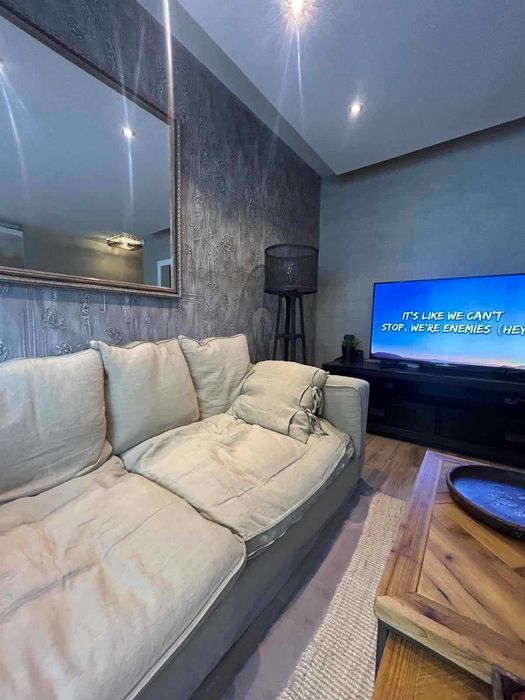 Продава се Тристаен апартамент в София, Оборище - 109 кв.м за 1964 €/кв.м - Снимка #13