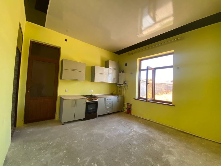 Кибрай, Чинободда уй сотилади[гилам бозор]