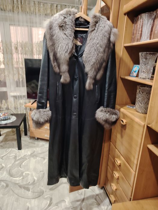 Продам шубу норковую