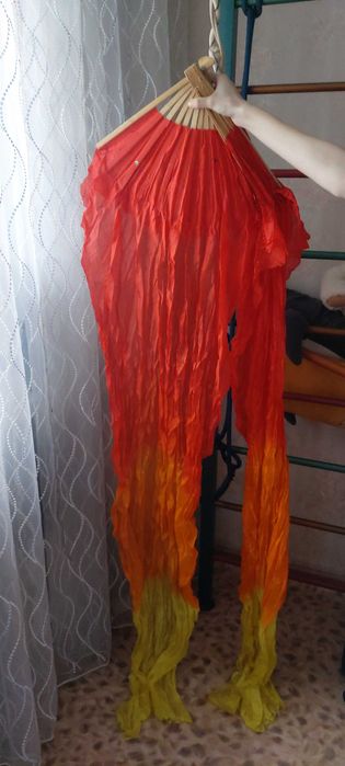 Танцевальные костюмы.