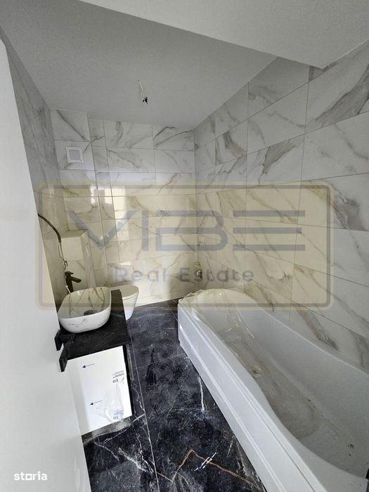 Copou- 3 camere 2 bai- decomandat- modern- parcare acoperita