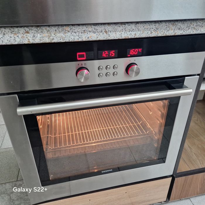 Фурна за вграждане SIEMENS Pyrolyse