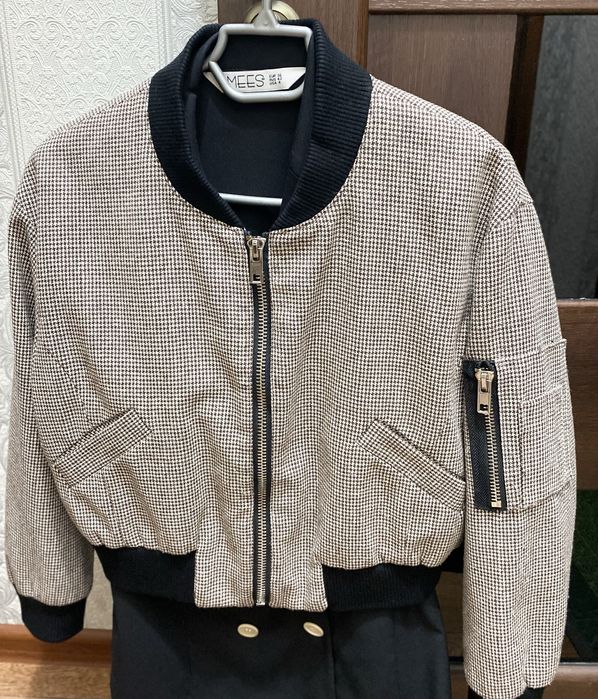 Продам бомбер. Размер 44/46!