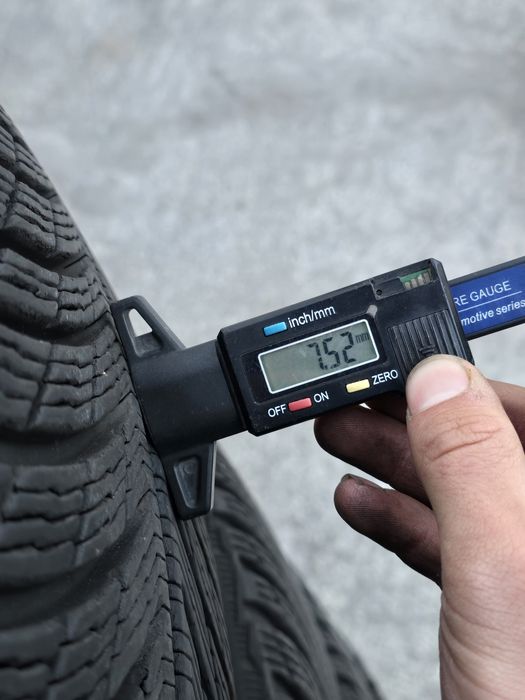 4 Броя Гуми Michelin 2x235/50/20 2x255/45/20 2022dot