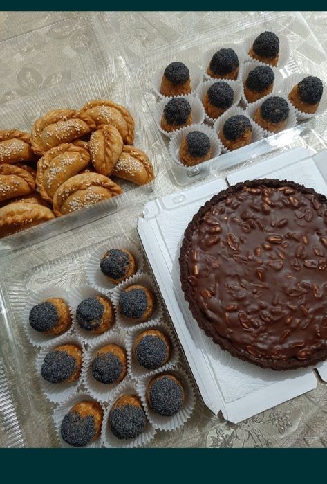 Выпечкаға тапсырыс қабылдаймын