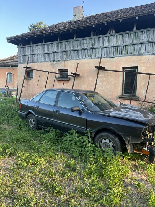 Audi 80 1.8 mono на части