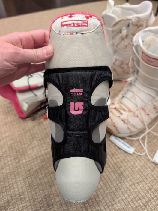 Boots Snowboard Damă Burton Emerald mărimea 38 (24 cm) - Model Floral