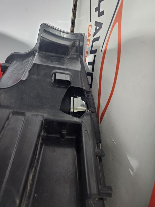 Far dreapta led adaptiv Bmw X3 F25 / X4 F26 cod 7401144