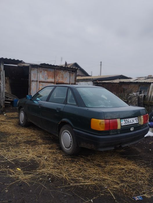 Продам машину AUDI 80