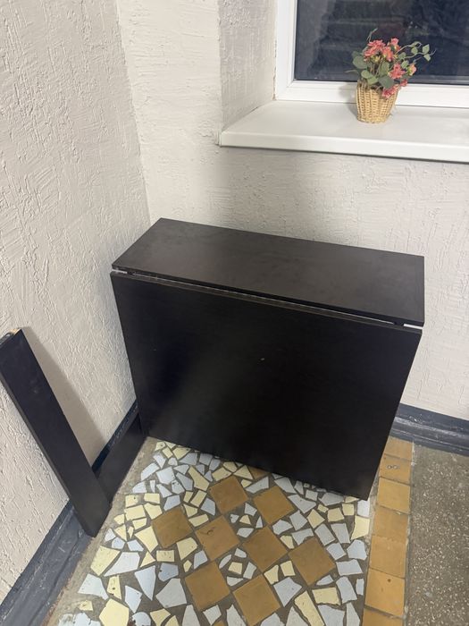 Продам стол книжка