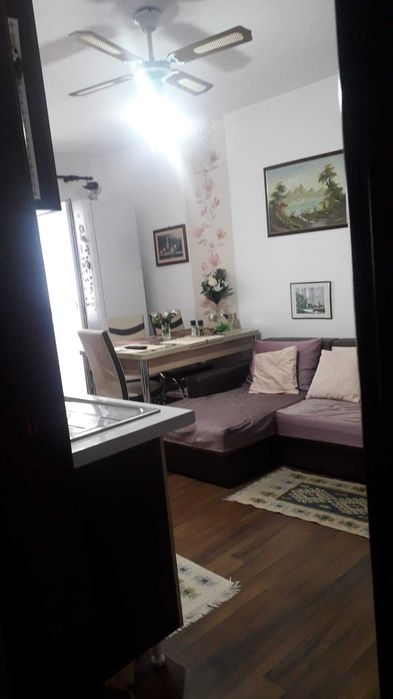 Apartament 3 Camere  Etaj 4  Sau schimb cu 2 camere