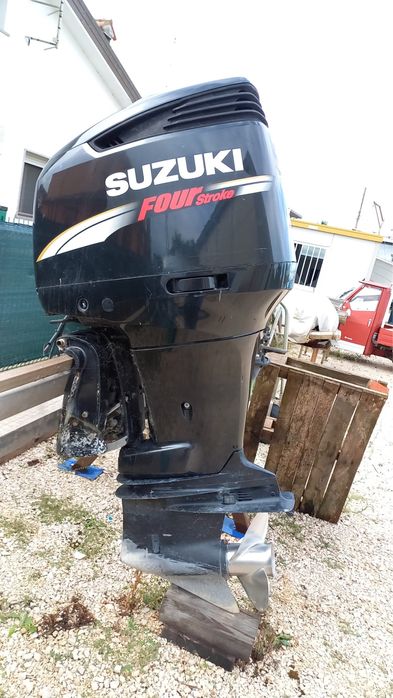Motor barca suzuki