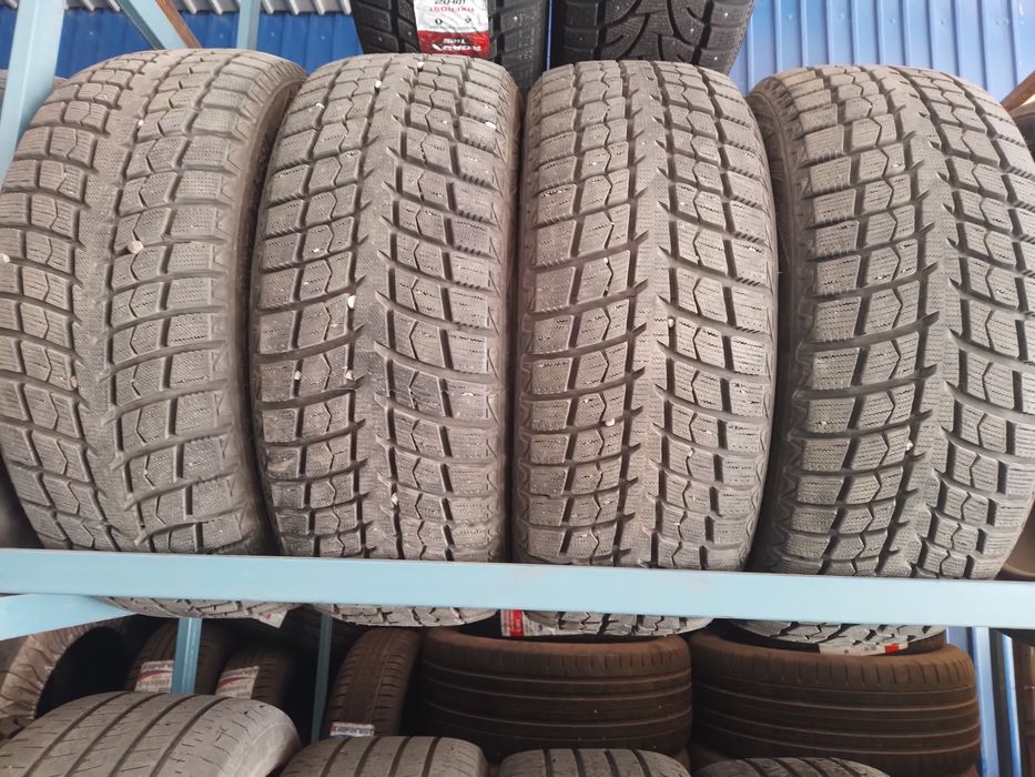 Продам шына зимнй
