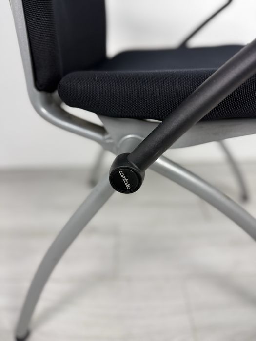 Конферетни столове за комфорт и ергономия с подвижешта облегалка”