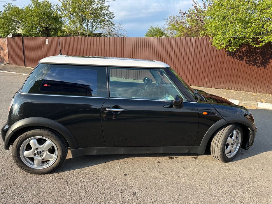 Mini cooper R50 RC31.