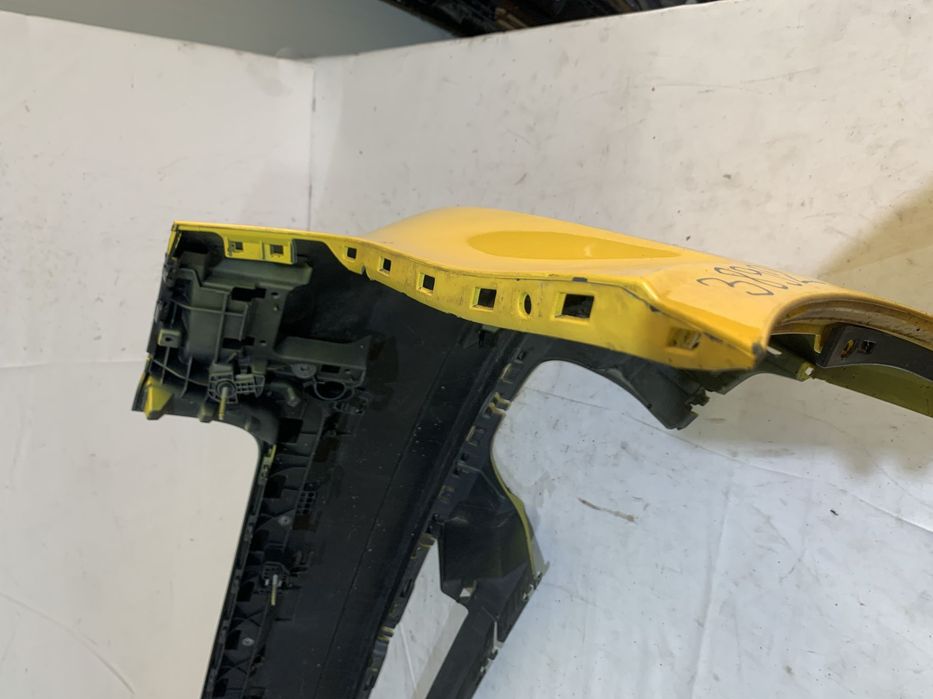 Bara spate Audi A3 Berlina, 2016, 2017, 2018, 2019, cod origine OE BV5807511F.