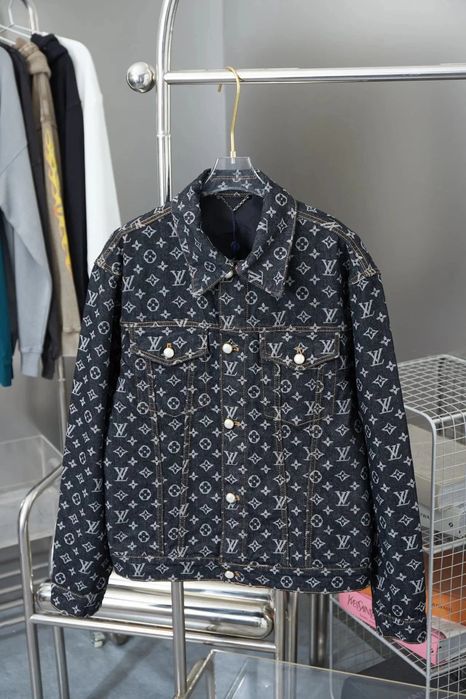 Jacheta louis vuitton