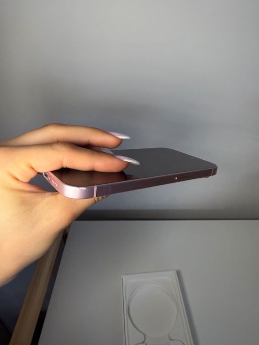 Продажба на Iphone 15