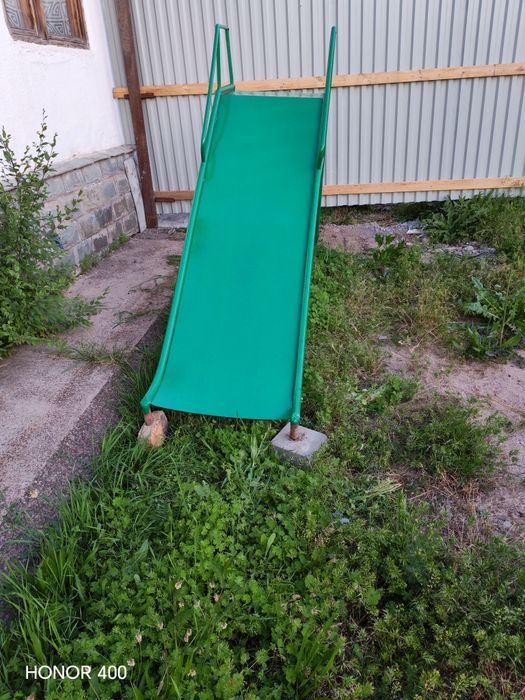 Продам железную горку
