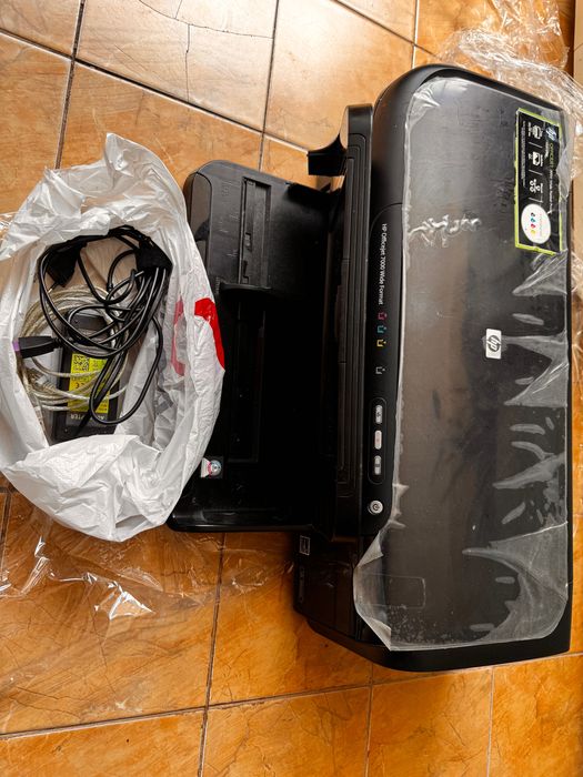 Принтер HP Officejet 7000 Wide Format