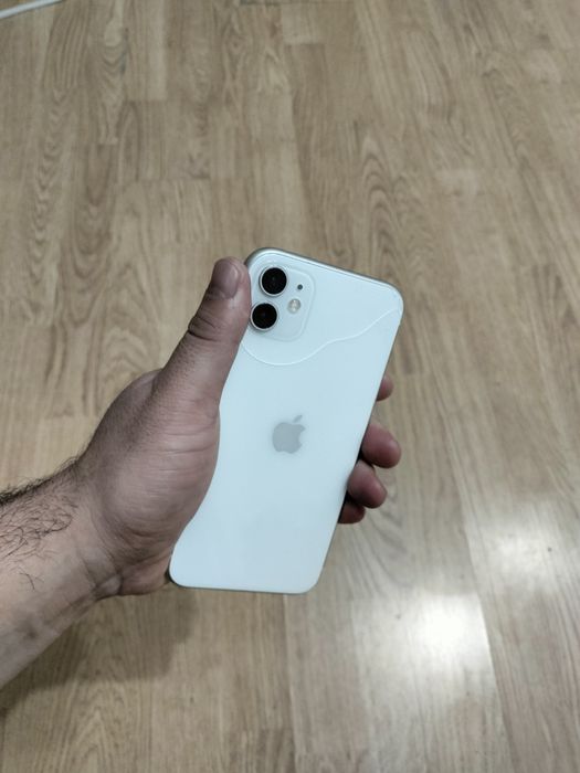 iPhone 11 память 128 без ремонта