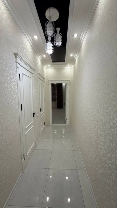 Продается 3х комнатная на 2 этаже Узбекистанская