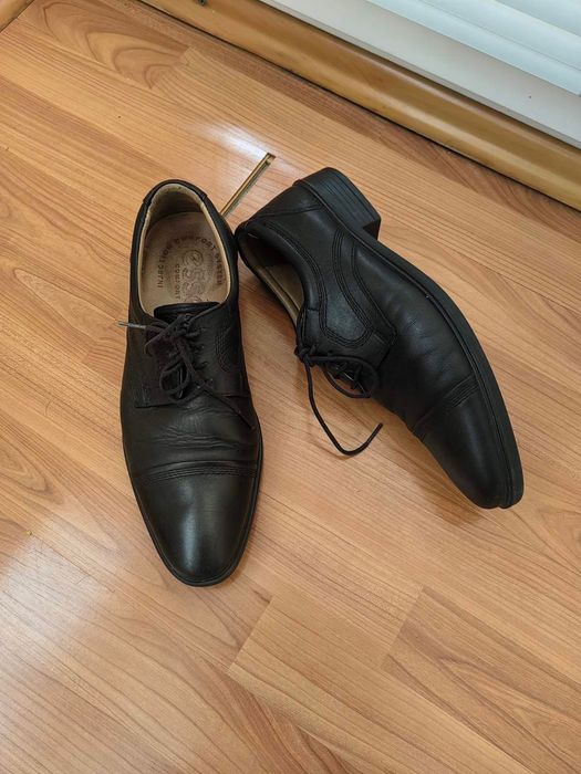 Елегантни мъжки обувки Esse