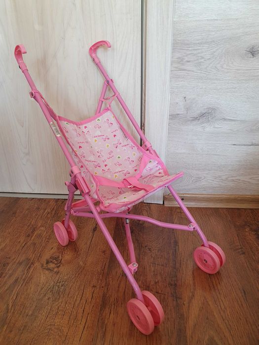 Говореща книжка и подаръци/// Тоалетка със столче и количка за кукли